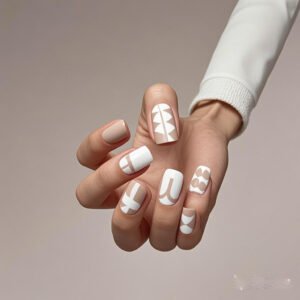 alt="minimalist nail designs" – A guide to chic, simple nail art.