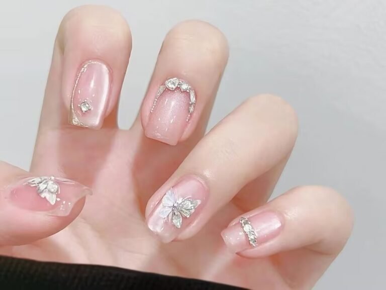 360° Nail Gallery 36 360° Nail Gallery: The standard for rich girls