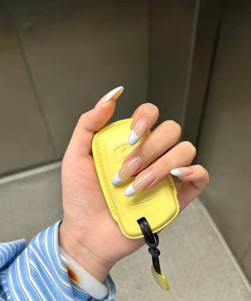 2025 Airy Nail Trends: Translucent gel collides with minimalism, showing a breathable gradient design.