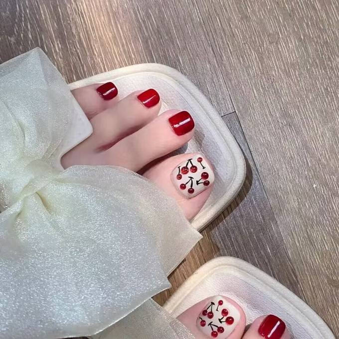 2025 Toenail Art Trends: Neon ombre, geometric lines, 3D accents, and eco gel polish merge tech and creativity. #ToenailArt2025 #FutureNailDesign