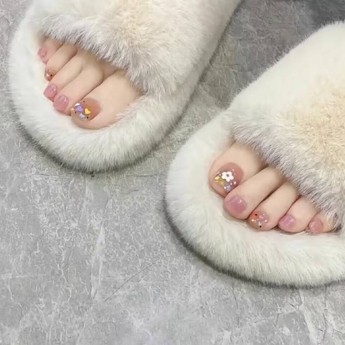 2025 Toenail Art Trends: Neon ombre, geometric lines, 3D accents, and eco gel polish merge tech and creativity. #ToenailArt2025 #FutureNailDesign