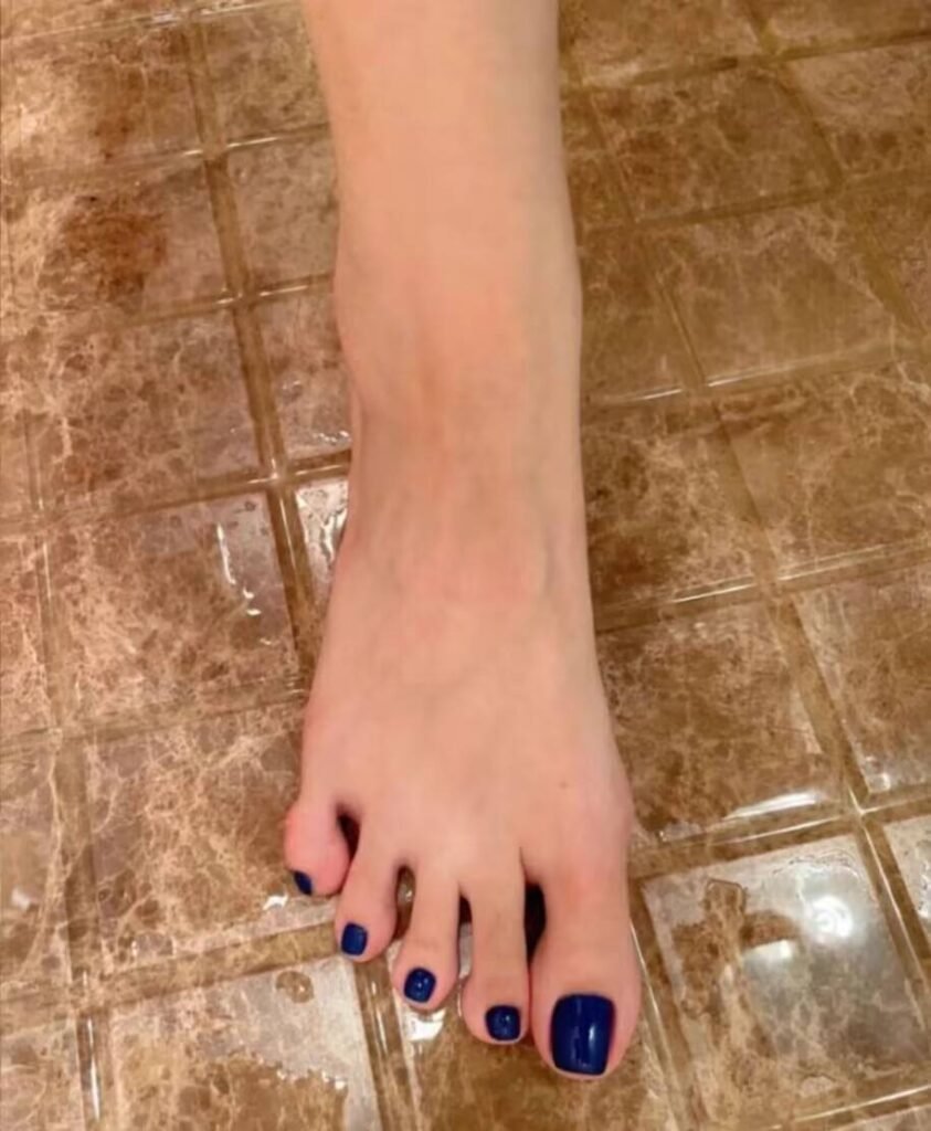 2025 Toenail Trends: Holographic effects, geometric nail art, metallic accents, eco-friendly polish, 3D textures, and LED-lit edges.