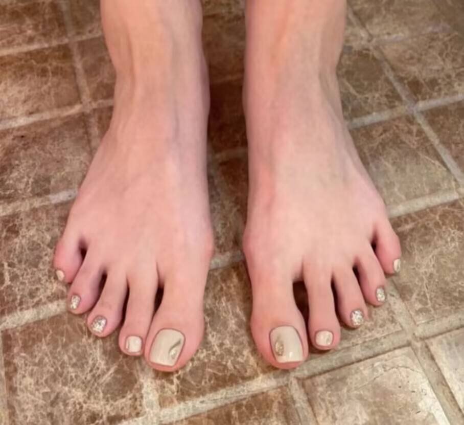 2025 Toenail Trends: Holographic effects, geometric nail art, metallic accents, eco-friendly polish, 3D textures, and LED-lit edges.