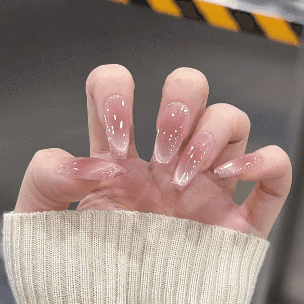 2025 Short Nail Trends: 6 Viral Designs to Slim & Whiten Fingers + Pro Tips 10 2025 short nail trends:Effortless Elegance for All Skin Tones