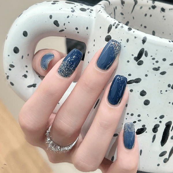 Dreamy Nail Designs 2025: Office-Approved & Hand-Whitening Styles from Seoul to NYC 7 "Dreamy Nail Designs 2025: pearlescent lavender nails with gold foil and minimalist line art, inspired by Seoul trends"