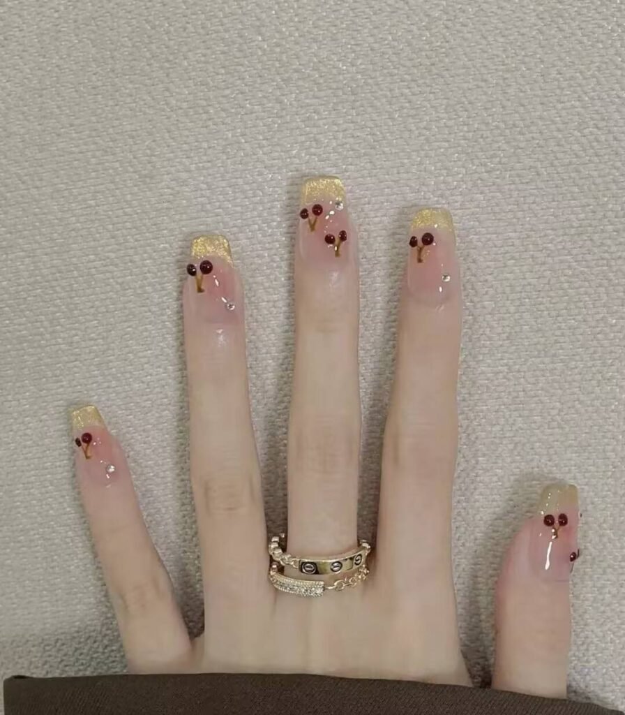 Alt: AI-Powered Nail Style Finder app interface suggesting personalized manicure designs.