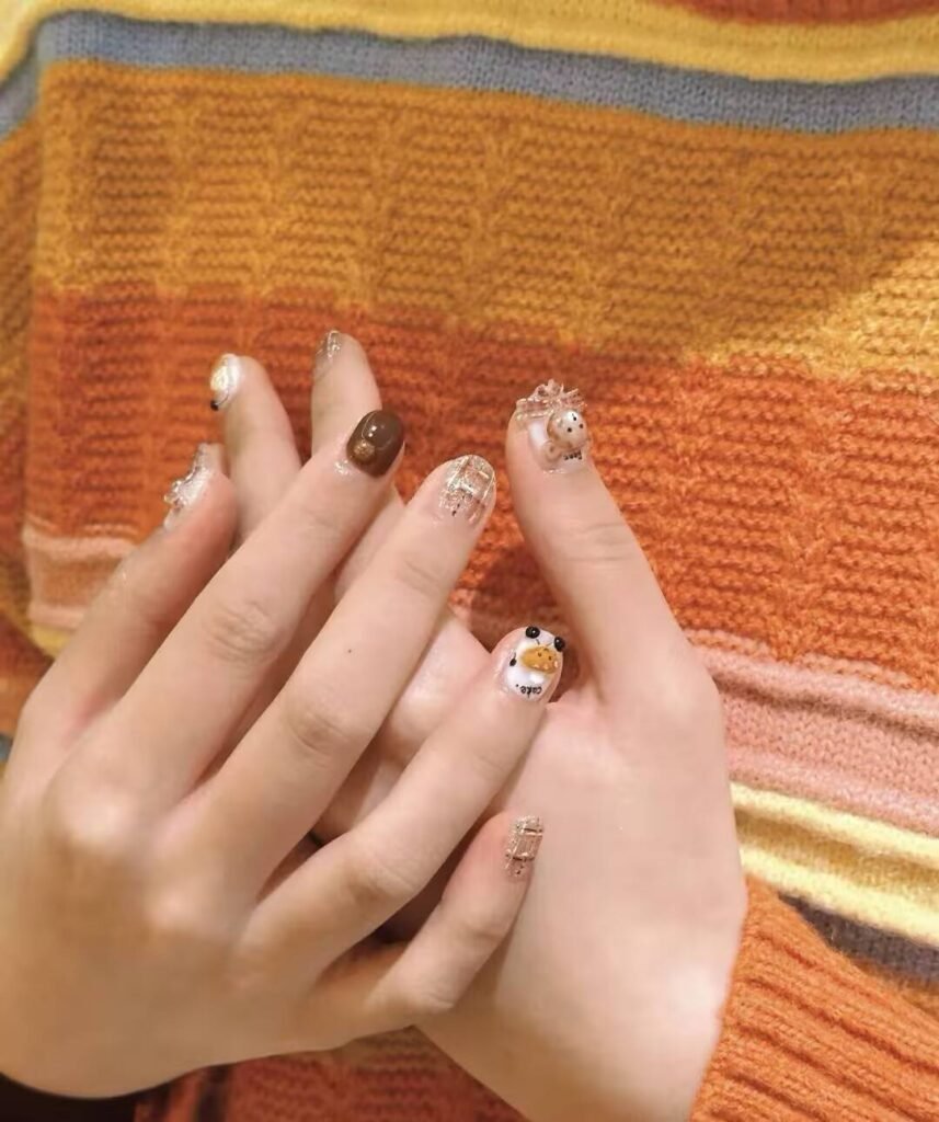 "Meteor Shower Glitter Nails for Party Occasions"