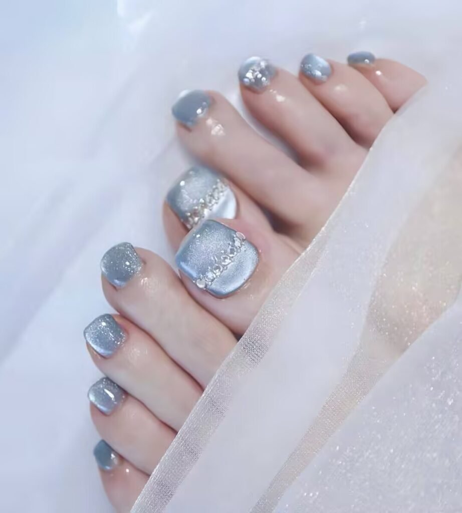 Short luxury pedicure nail art designs