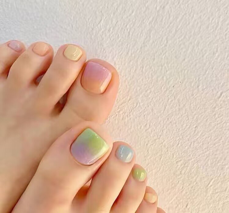 Short luxury pedicure nail art designs