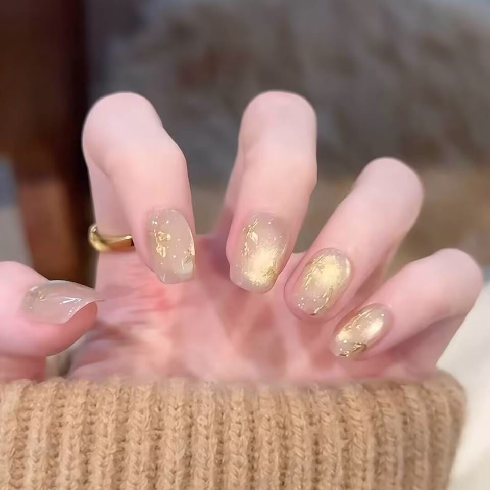 Beginner-Friendly Trending Short Nail Designs
