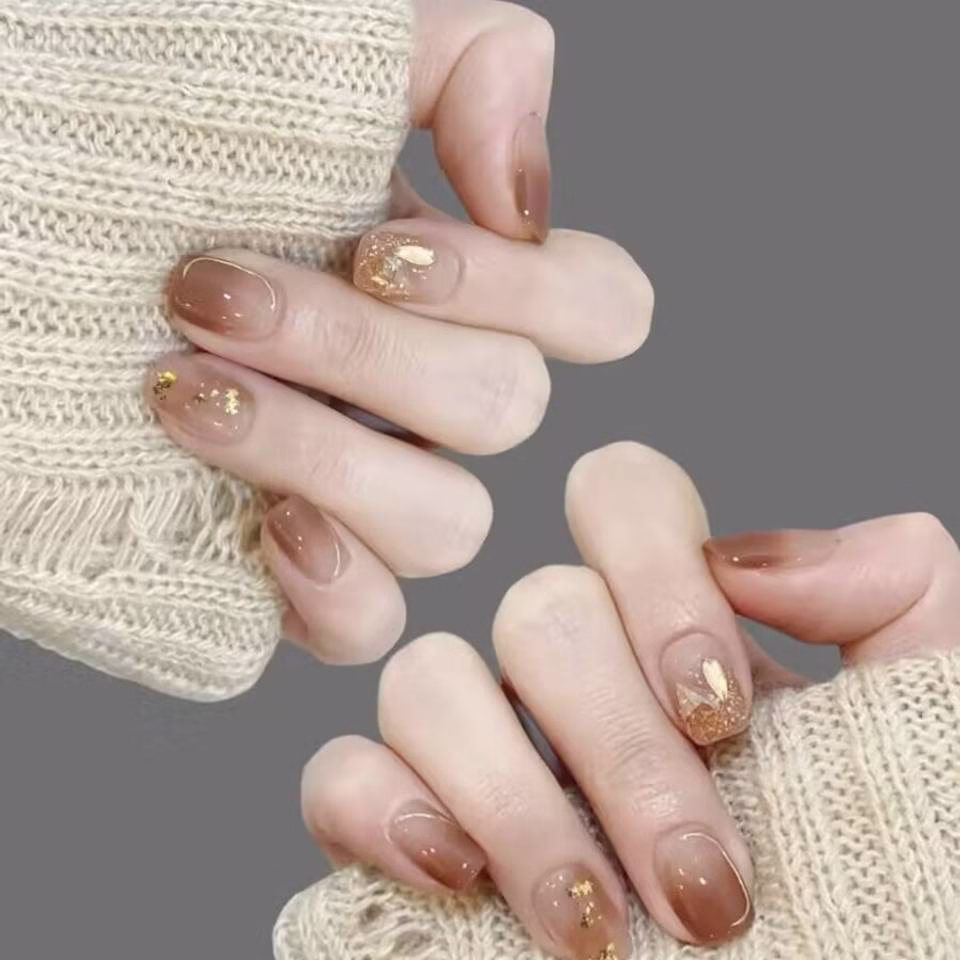 Beginner-Friendly Trending Short Nail Designs